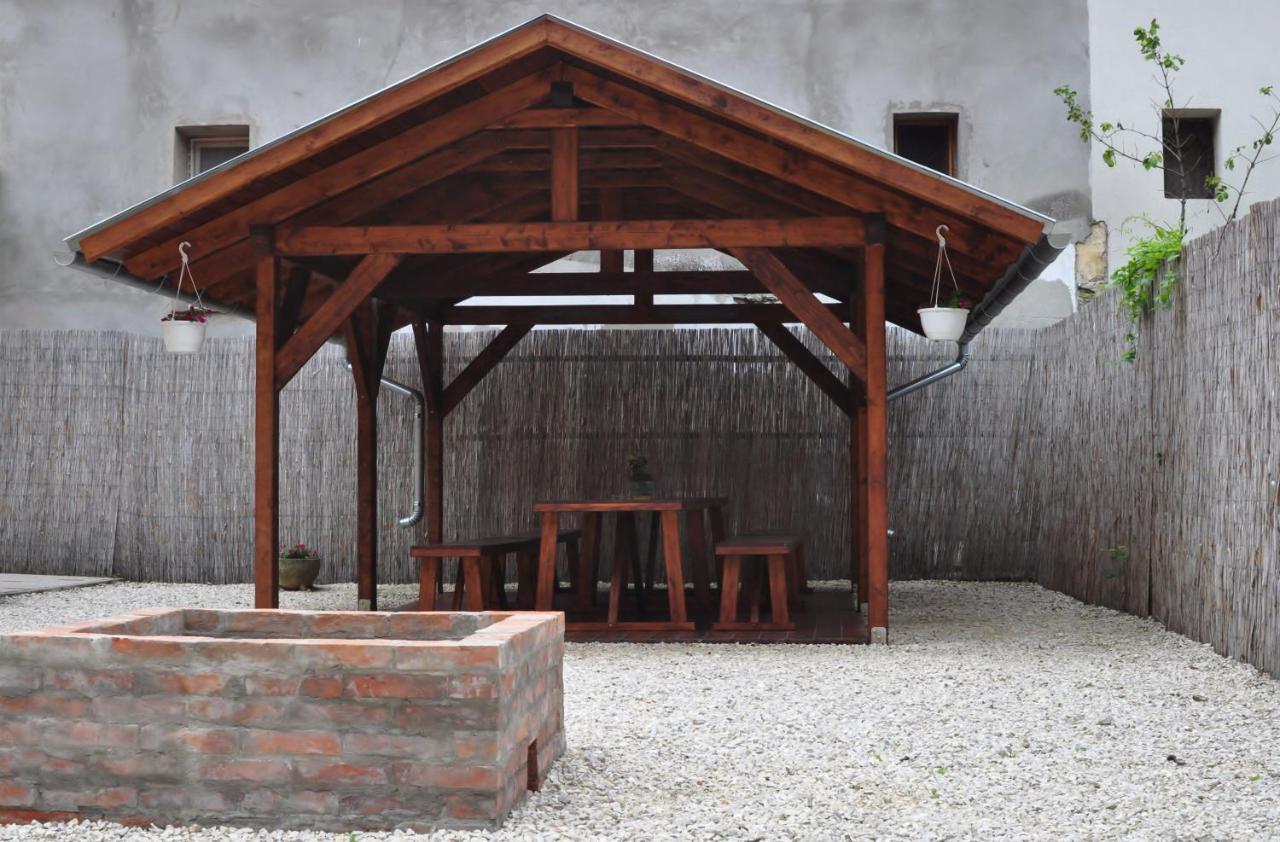 CSONGRÁDI VENDÉGVÁRÓ Apartmanok, Szarka ház Exterior foto